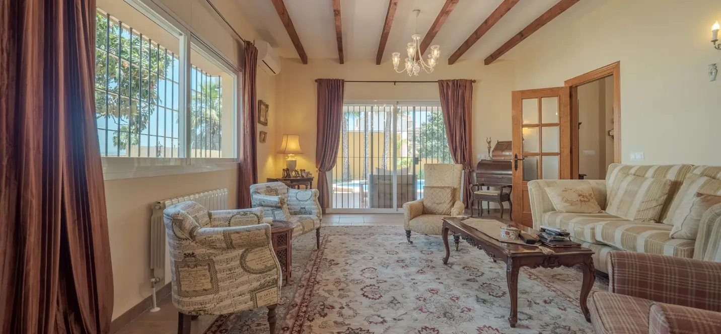 Sale of detached villa in Alhaurín el Grande 2