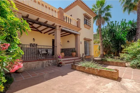 Image 7 thumb