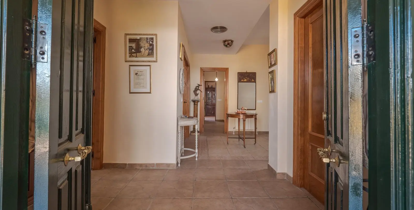 Sale of detached villa in Alhaurín el Grande 9