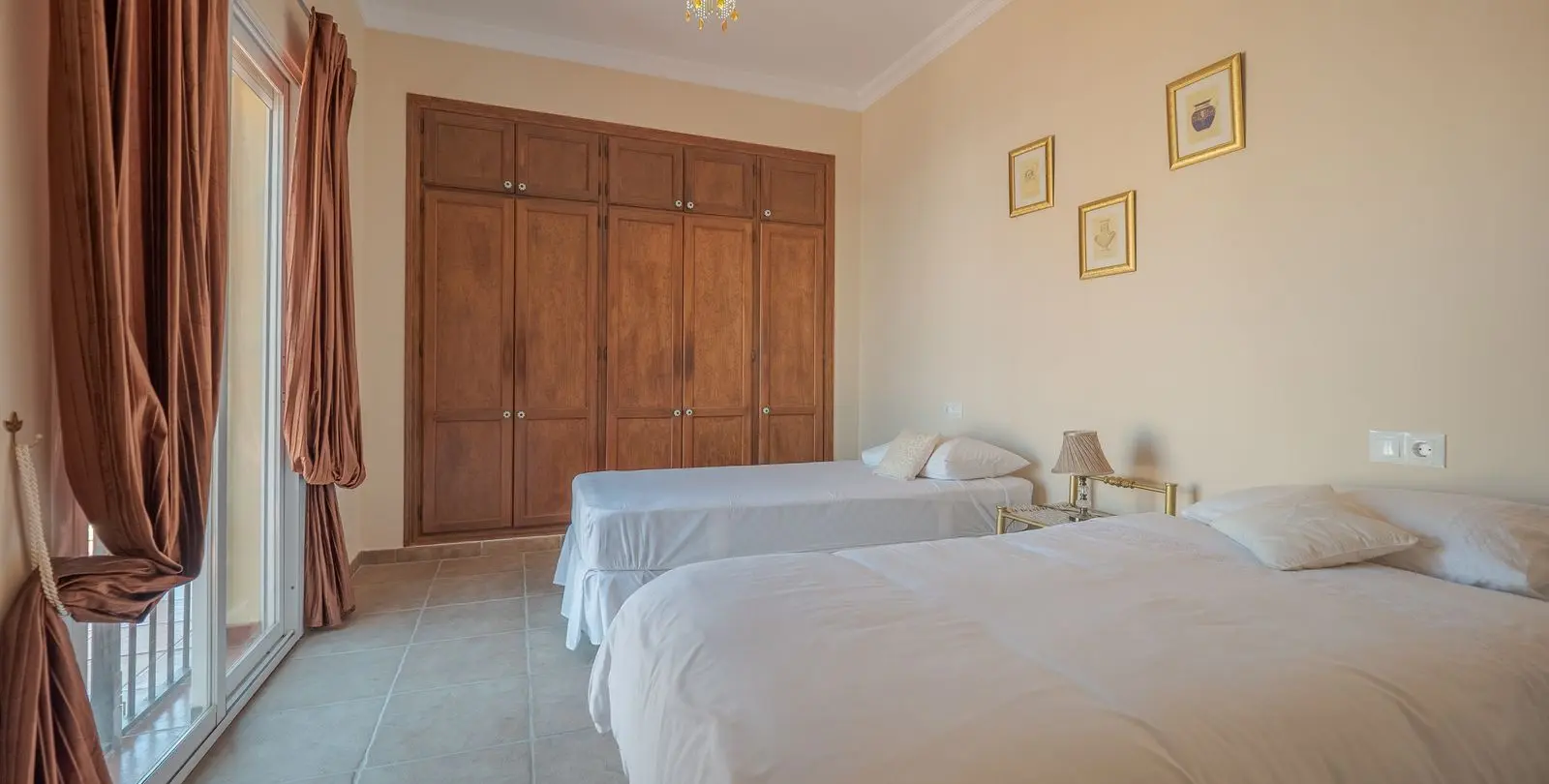Sale of detached villa in Alhaurín el Grande 24