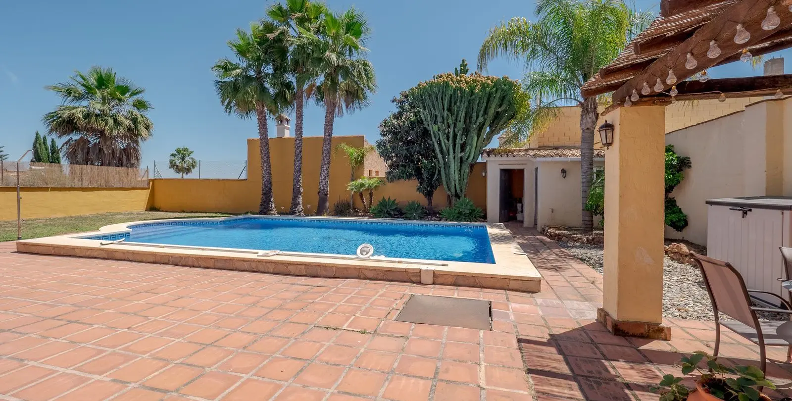 Sale of detached villa in Alhaurín el Grande 39
