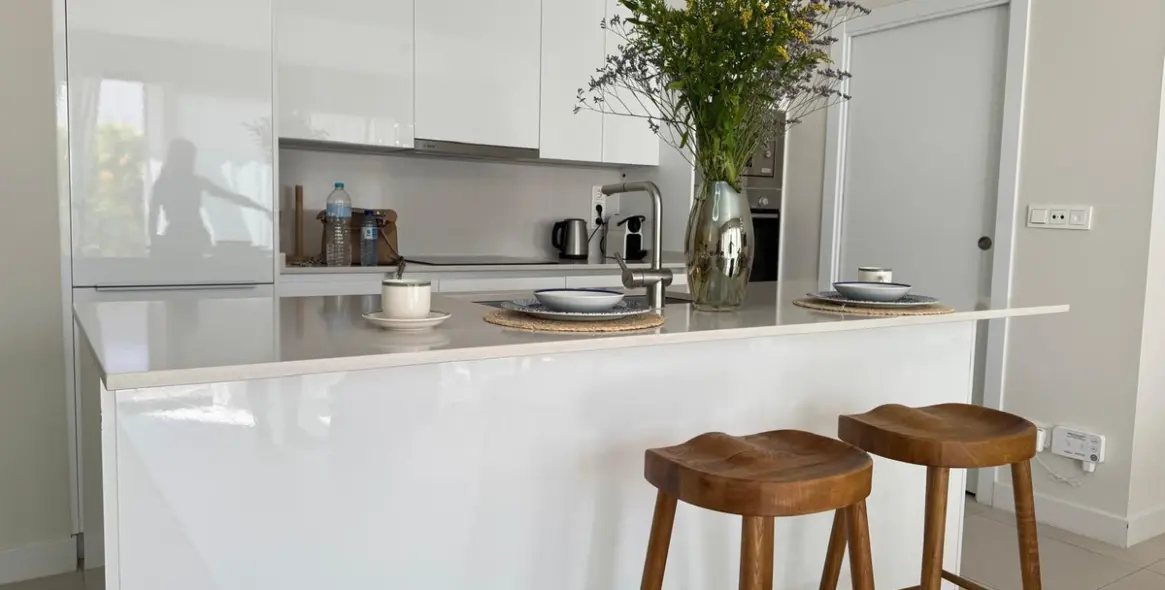 Sale of middle floor apartment in Estepona (district Estepona) 4