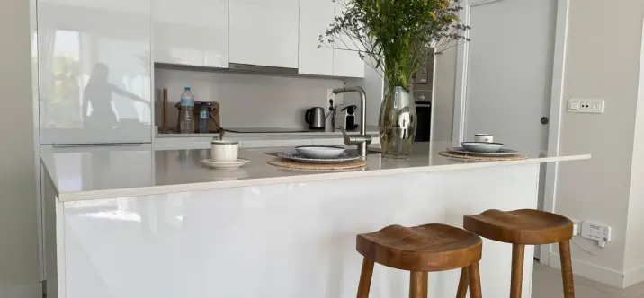 Middle floor apartment R5105968 3