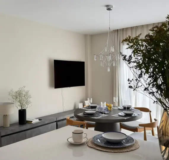 Middle floor apartment R5105968