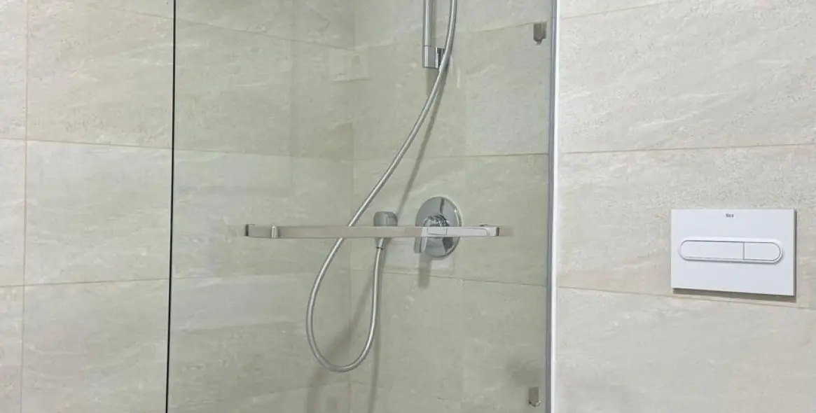 Sale of middle floor apartment in Estepona 24