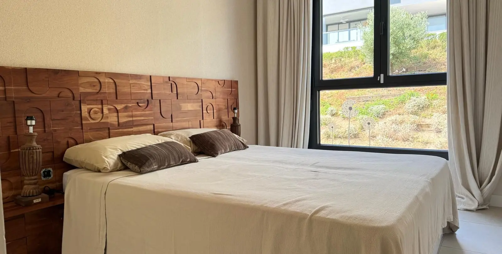 Продажа апартаментов на среднем этаже в Estepona 19