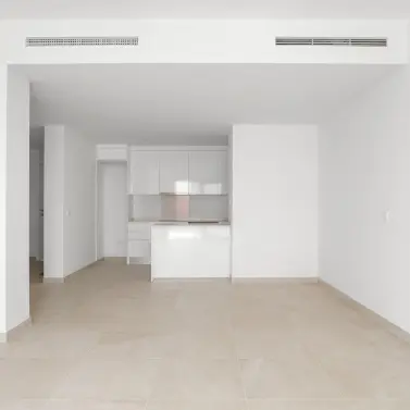 Sale of penthouse in Estepona
