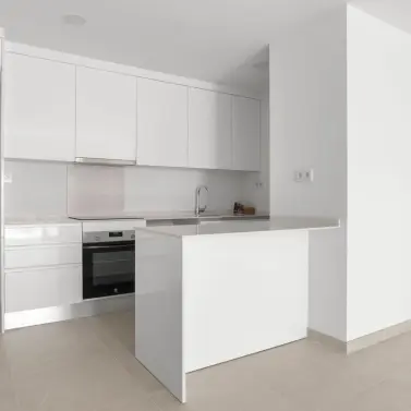 Sale of penthouse in Estepona