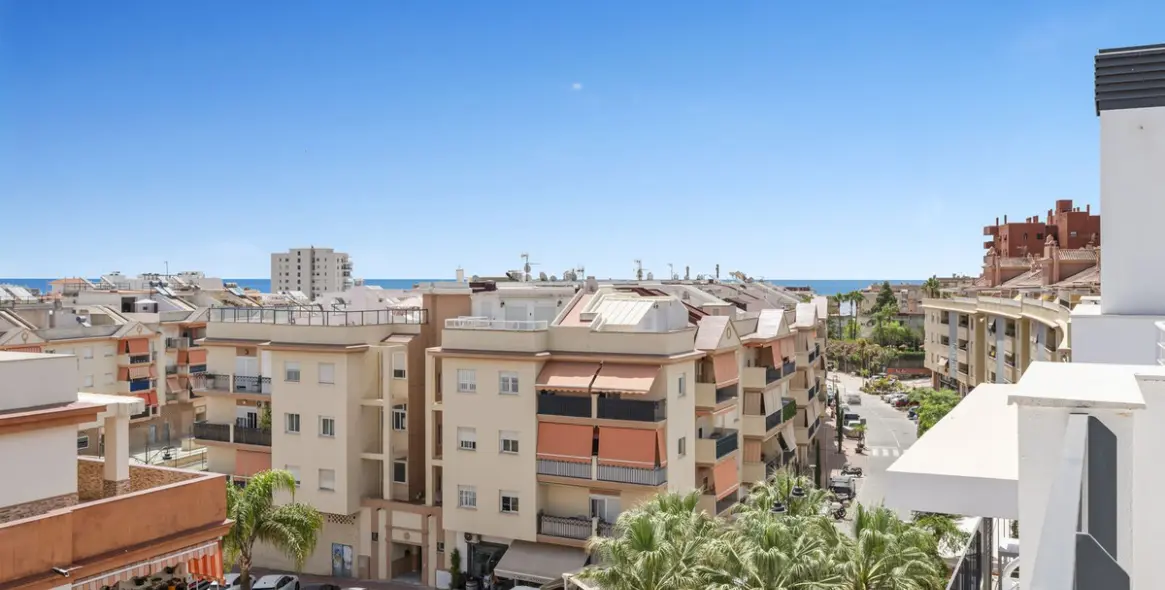 Продажа пентхауса в Estepona 20