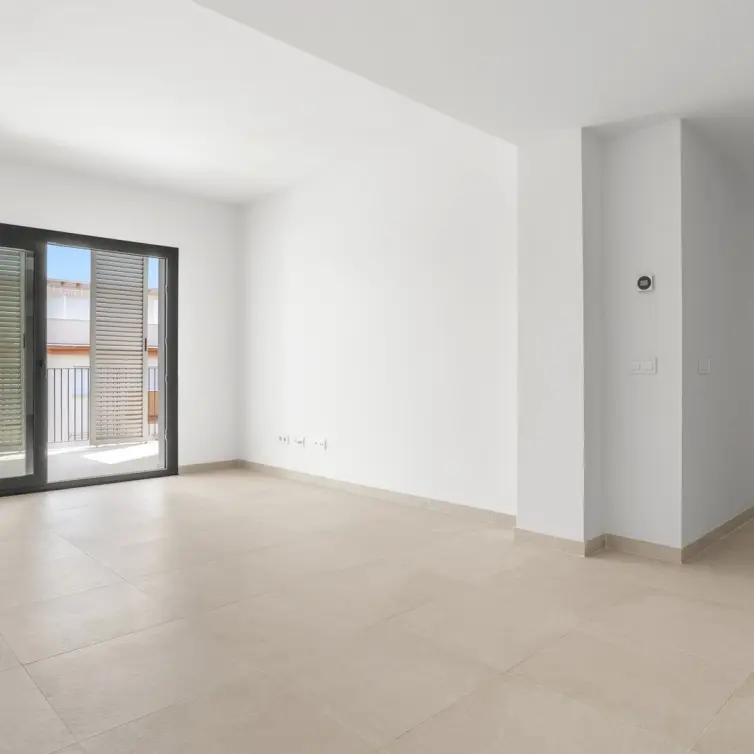 Sale of penthouse in Estepona