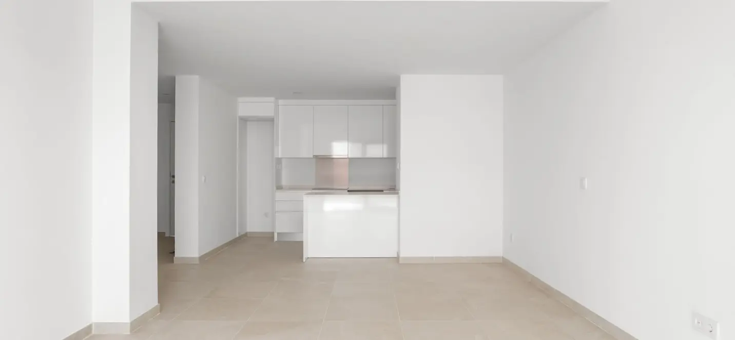 Sale of penthouse in Estepona 4
