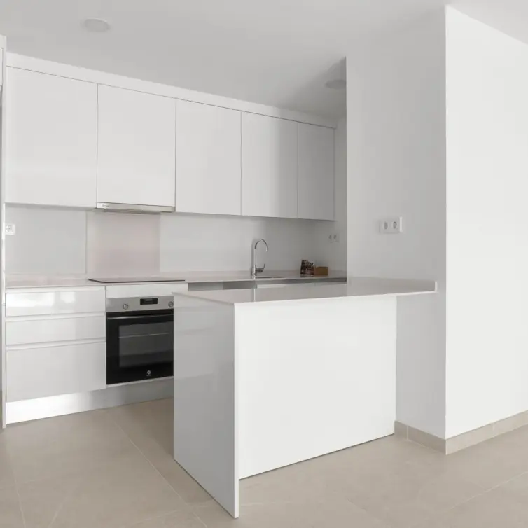 Sale of penthouse in Estepona
