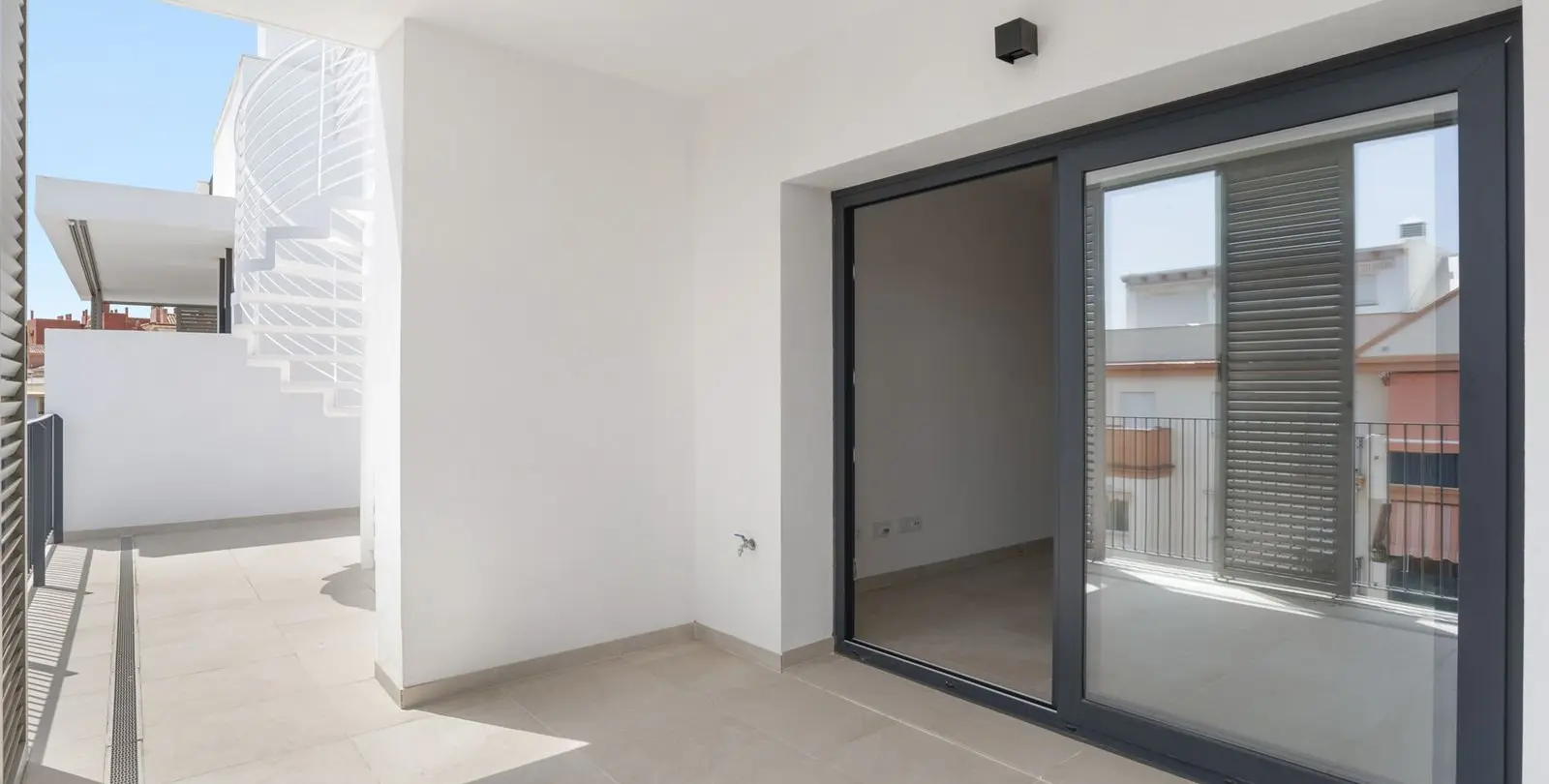 Продажа пентхауса в Estepona 16