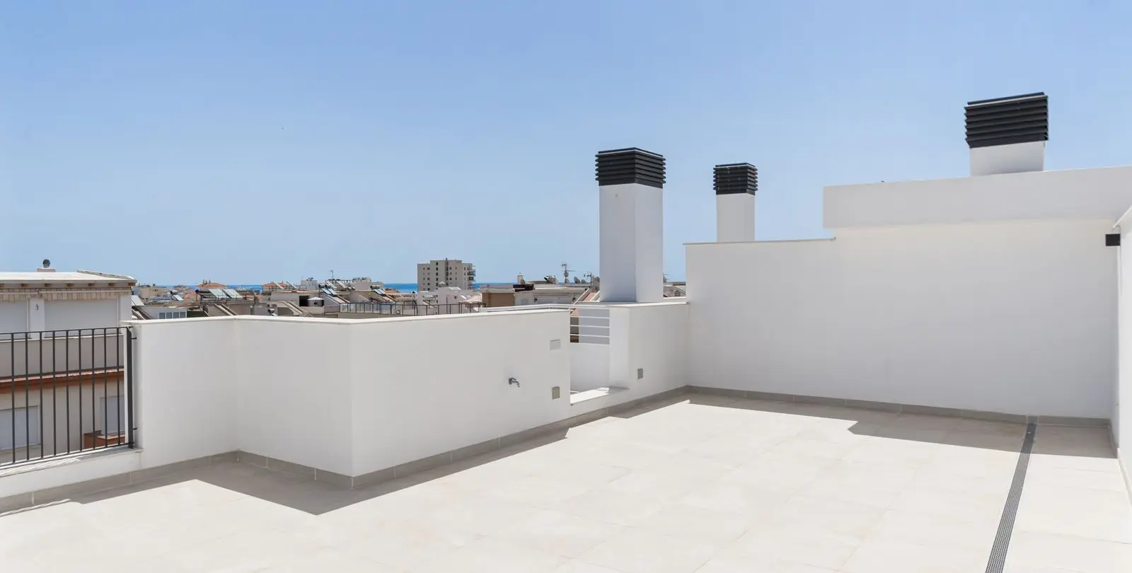 Продажа пентхауса в Estepona 19