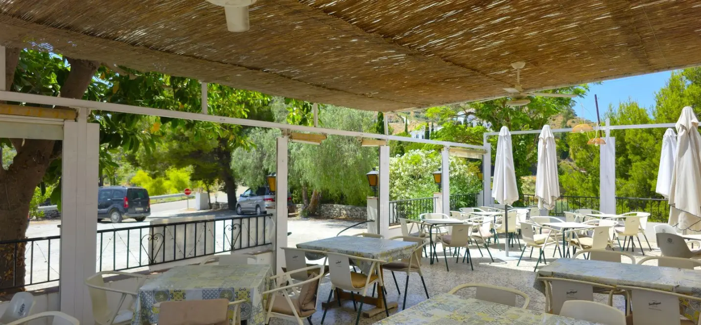 Sale of detached villa in Cómpeta 2