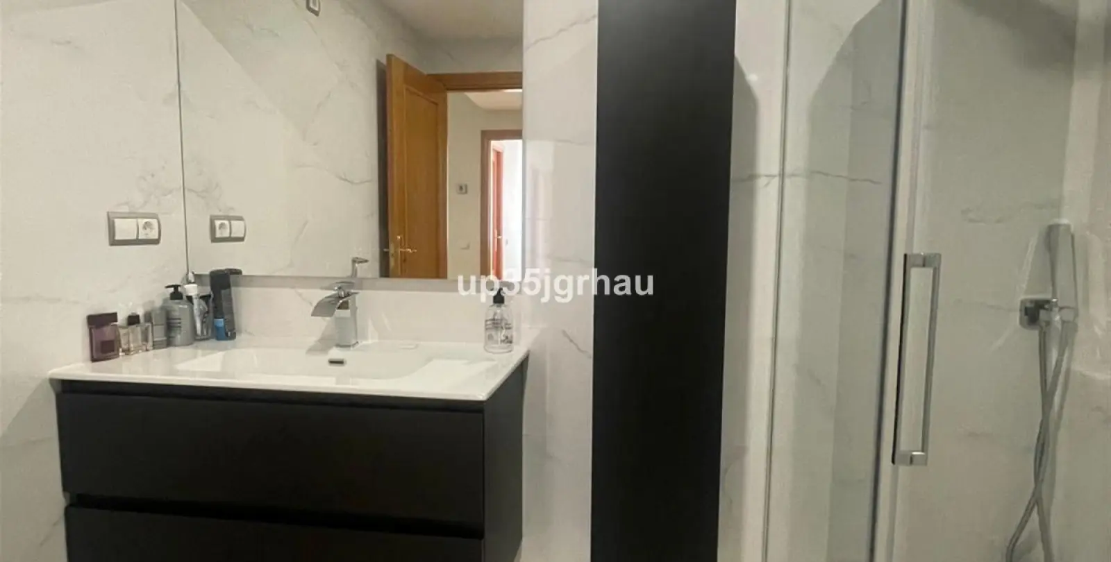 Sale of penthouse in Estepona 15