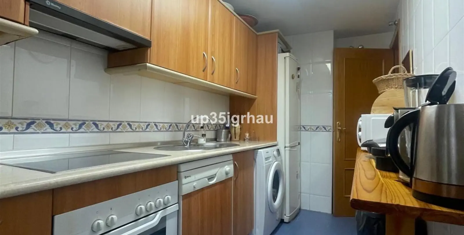 Sale of penthouse in Estepona 17