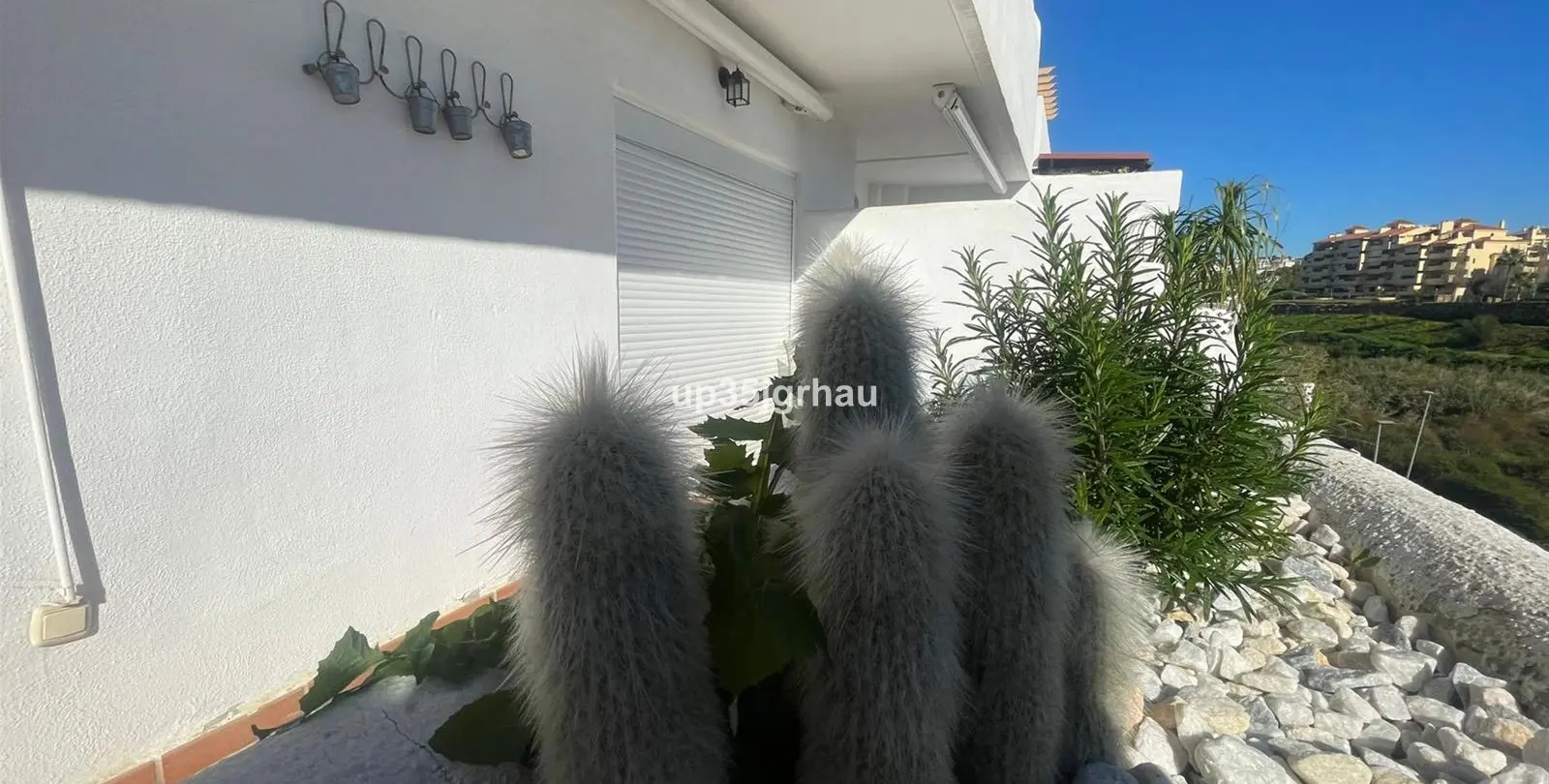 Sale of penthouse in Estepona 18