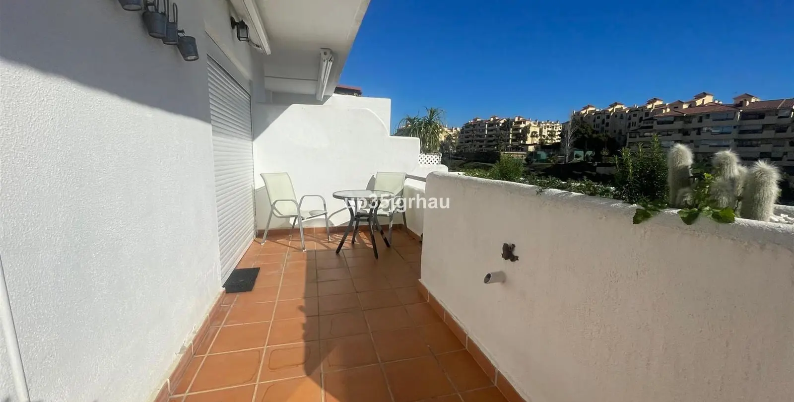 Sale of penthouse in Estepona 26