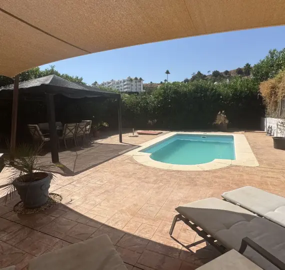 Продажа таунхауса в Calahonda