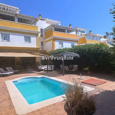 Продажа таунхауса в Calahonda