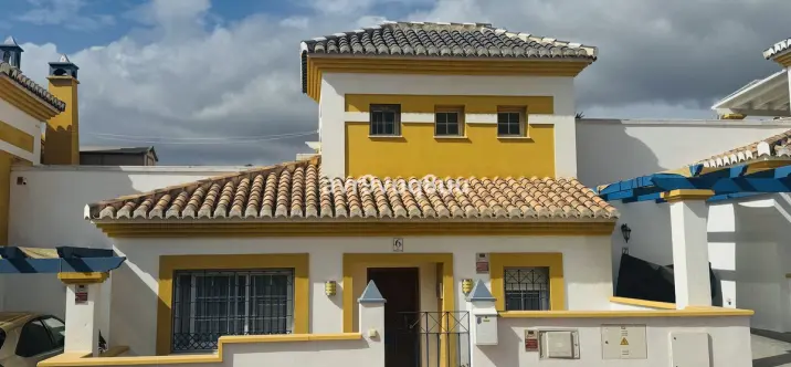 Продажа таунхауса в Calahonda 1