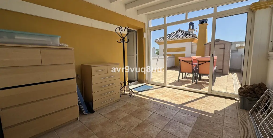 Продажа таунхауса в Calahonda 8