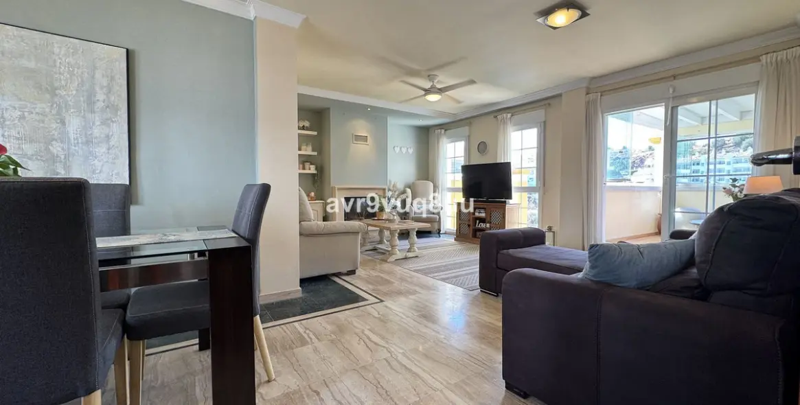 Продажа таунхауса в Calahonda 10