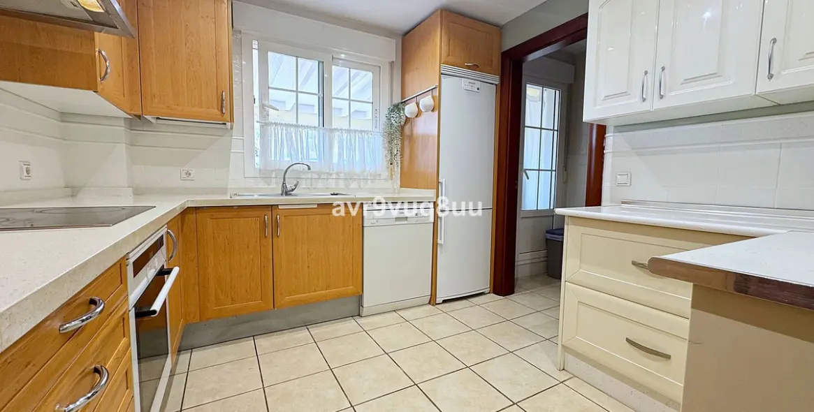 Продажа таунхауса в Calahonda 14