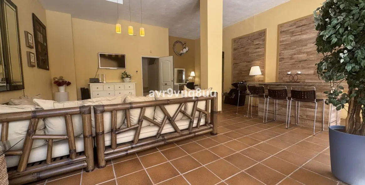 Продажа таунхауса в Calahonda 17