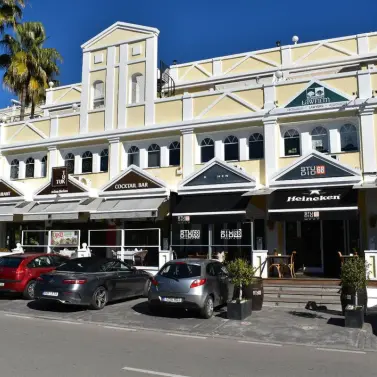 Venta de oficina en Aloha