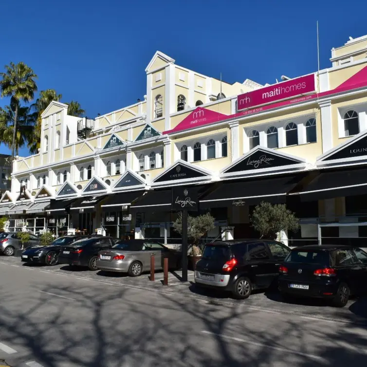 Venta de oficina en Aloha