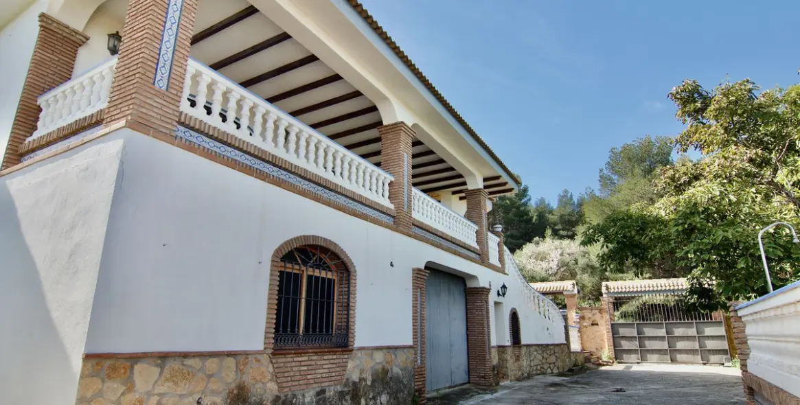 Sale of detached villa in Churriana 5