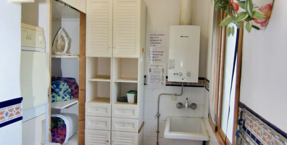 Продажа  отдельно стоящей виллы в Churriana 31