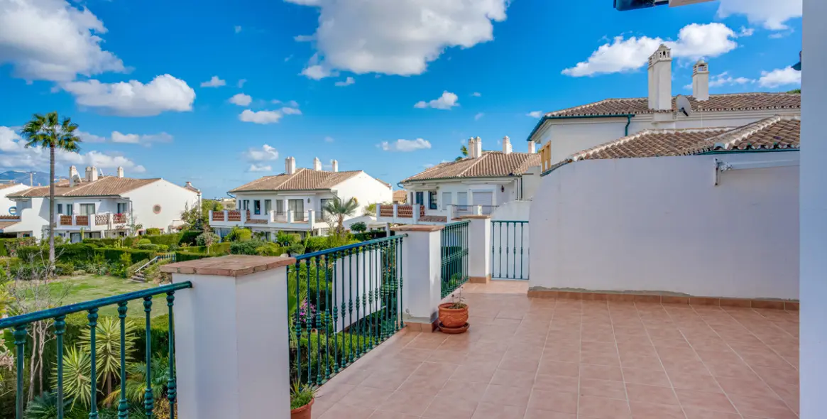 Продажа дома на две семьи в Riviera del Sol 11