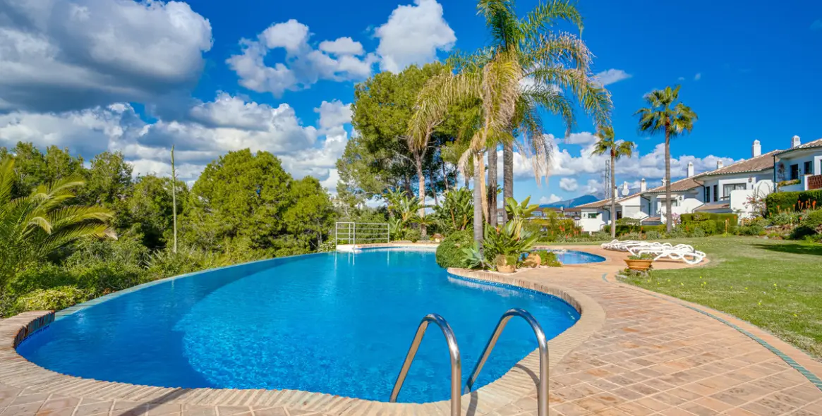 Продажа дома на две семьи в Riviera del Sol 8