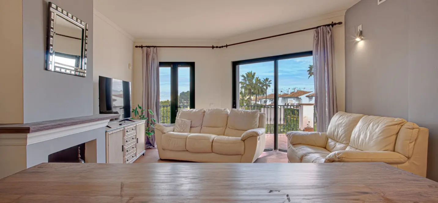 Venta de casa pareada en Riviera del Sol 2