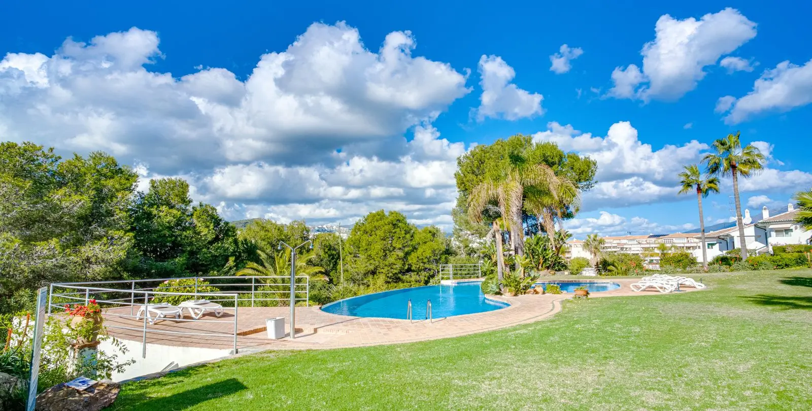 Продажа дома на две семьи в Riviera del Sol 14