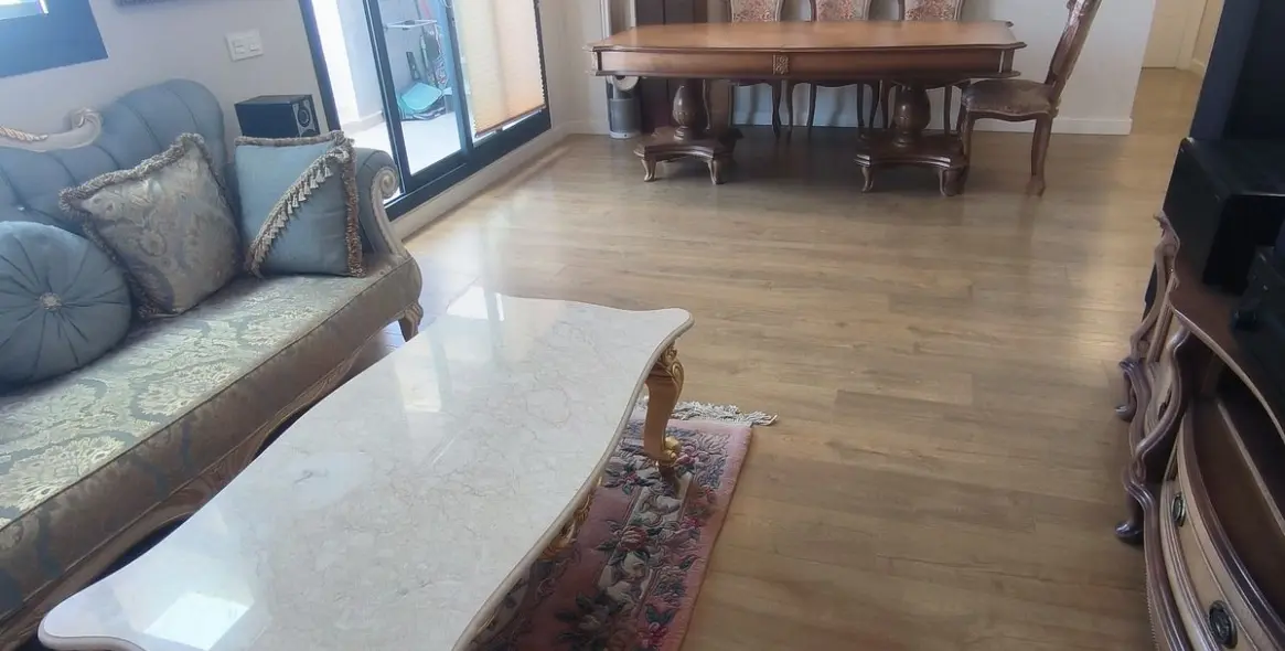 Sale of penthouse in Estepona 42