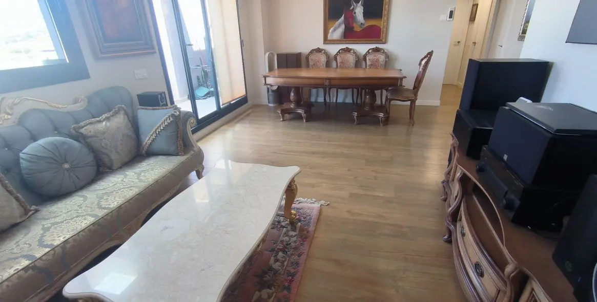 Sale of penthouse in Estepona 43