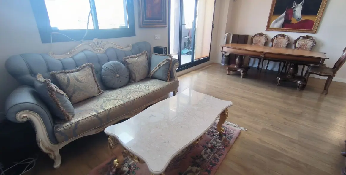 Sale of penthouse in Estepona 44