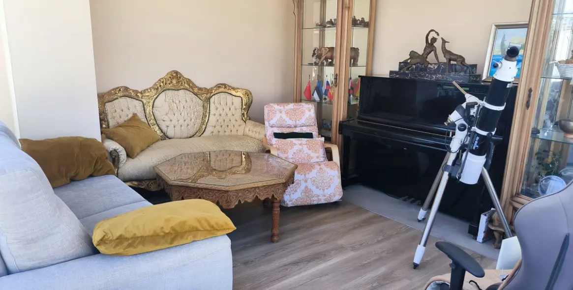 Sale of penthouse in Estepona 54