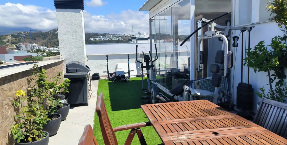 Sale of penthouse in Estepona 59