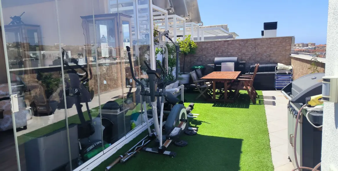 Sale of penthouse in Estepona 63