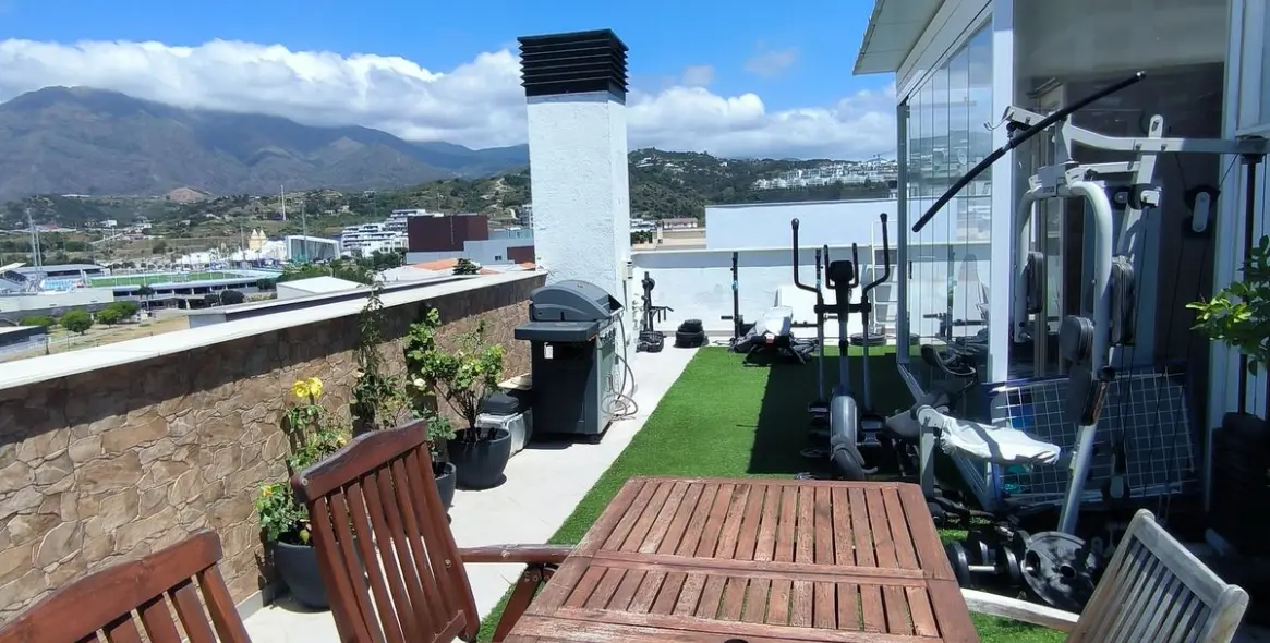 Sale of penthouse in Estepona 68