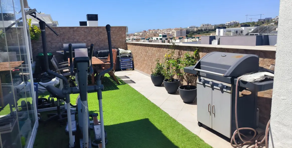 Sale of penthouse in Estepona 72