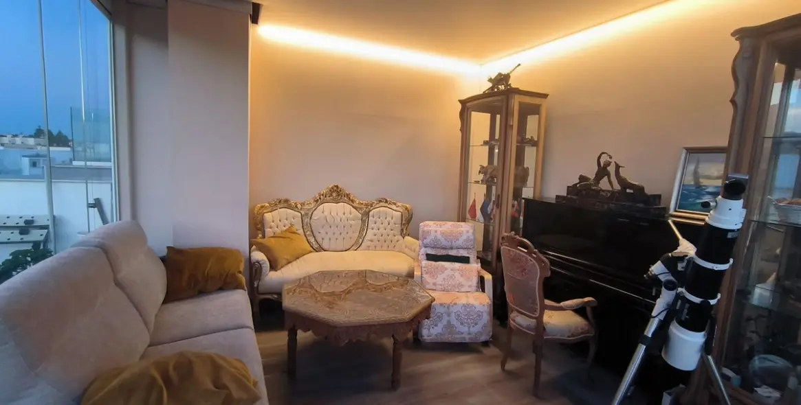 Sale of penthouse in Estepona 75