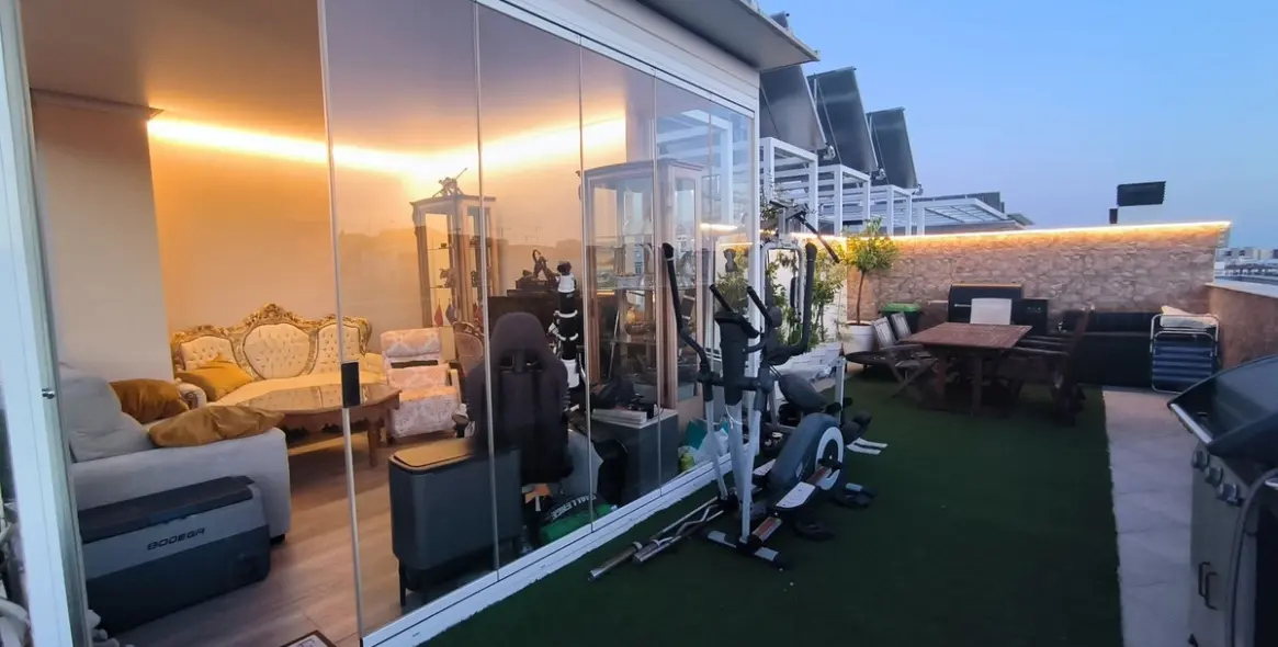 Sale of penthouse in Estepona 76