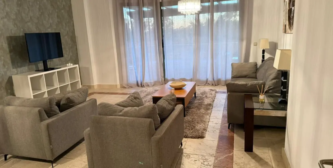 Long-term rent of penthouse in Atalaya 5