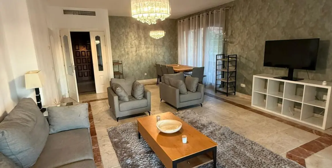 Long-term rent of penthouse in Atalaya 6